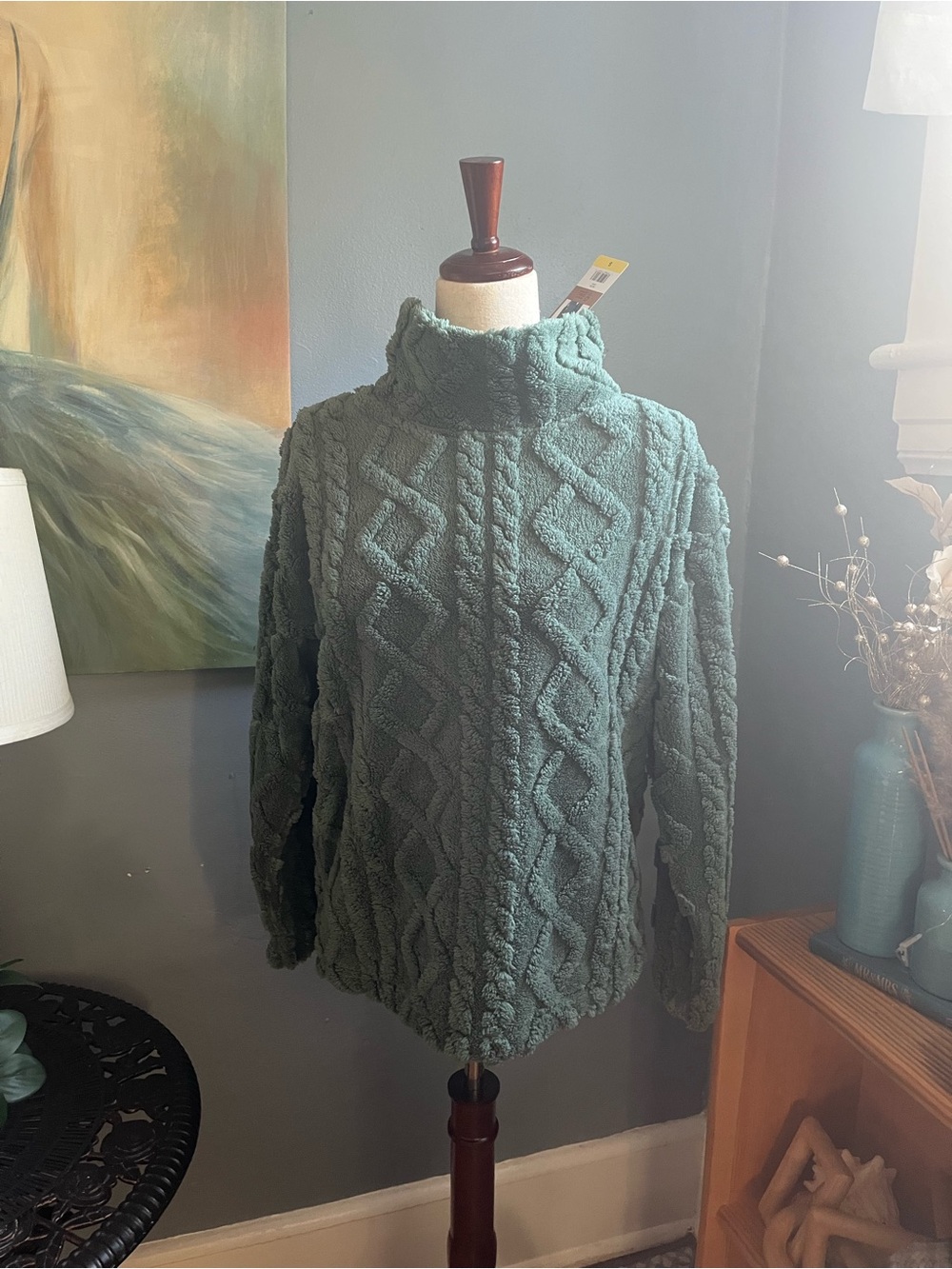Super soft and fuzzy Eddie Bauer sweater size S. Green/blue cable knit.